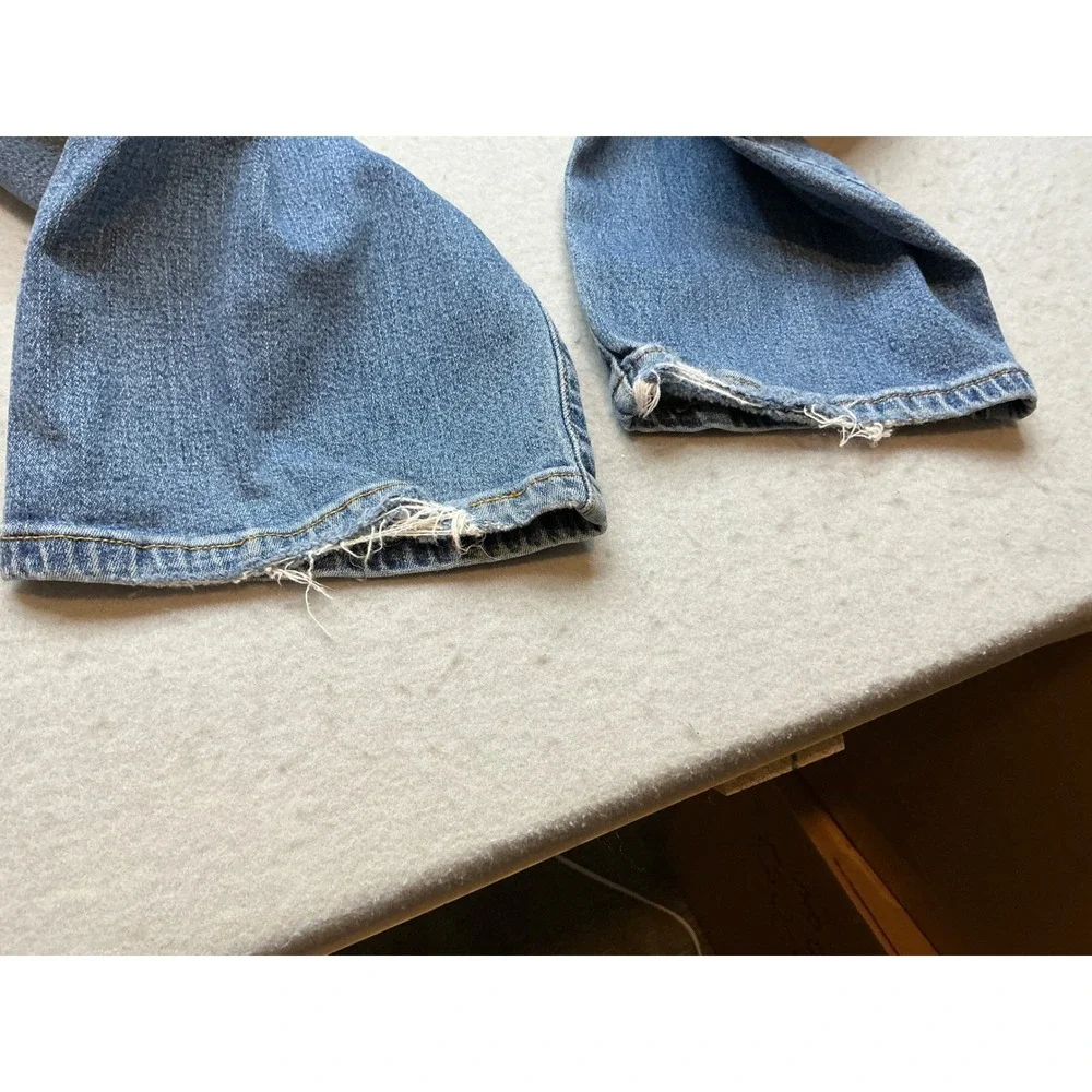 Levi's Straight Leg Jeans Medium Wash Blue‎ Denim Mens Size 34x31 Casual